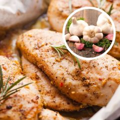 Csirkemell filé fokhagymás pácban